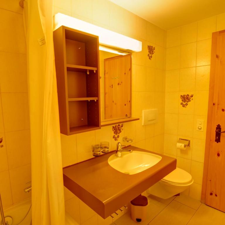 Chesa Munteratsch 2-Zimmmerwohnung 205 Typ E - Apartment mit Seeblick - 14