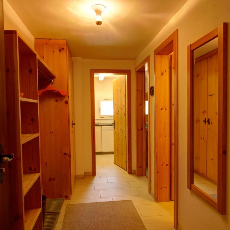 Chesa Munteratsch 2-Zimmmerwohnung 205 Typ E - Apartment mit Seeblick - 17