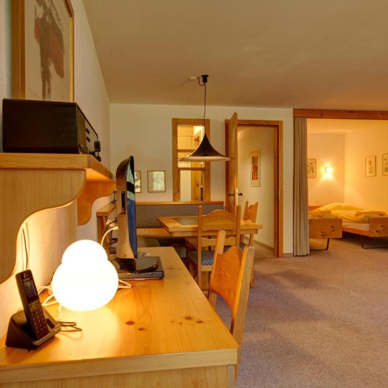 Chesa Munteratsch 1 1 2-Zimmerwohnung 204 Typ D - Apartment mit Seeblick - 4