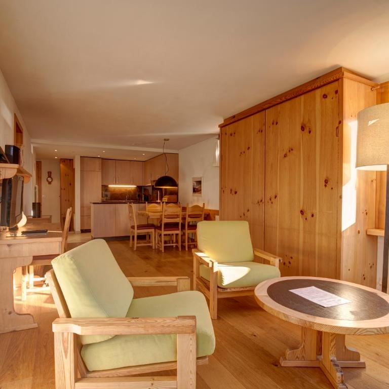 Chesa Munteratsch 2-Zimmerwohnung 408 Typ F - Apartment mit Seeblick - 1