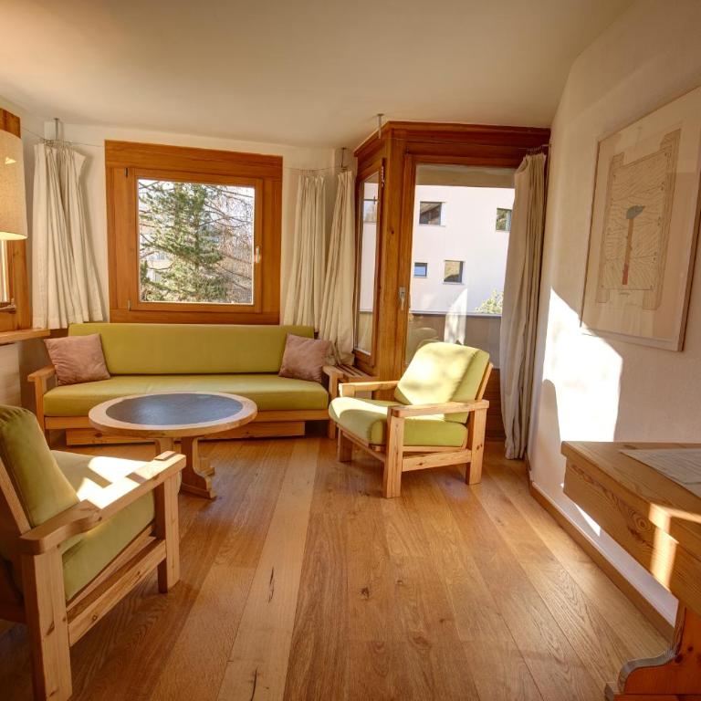 Chesa Munteratsch 2-Zimmerwohnung 408 Typ F - Apartment mit Seeblick - 3