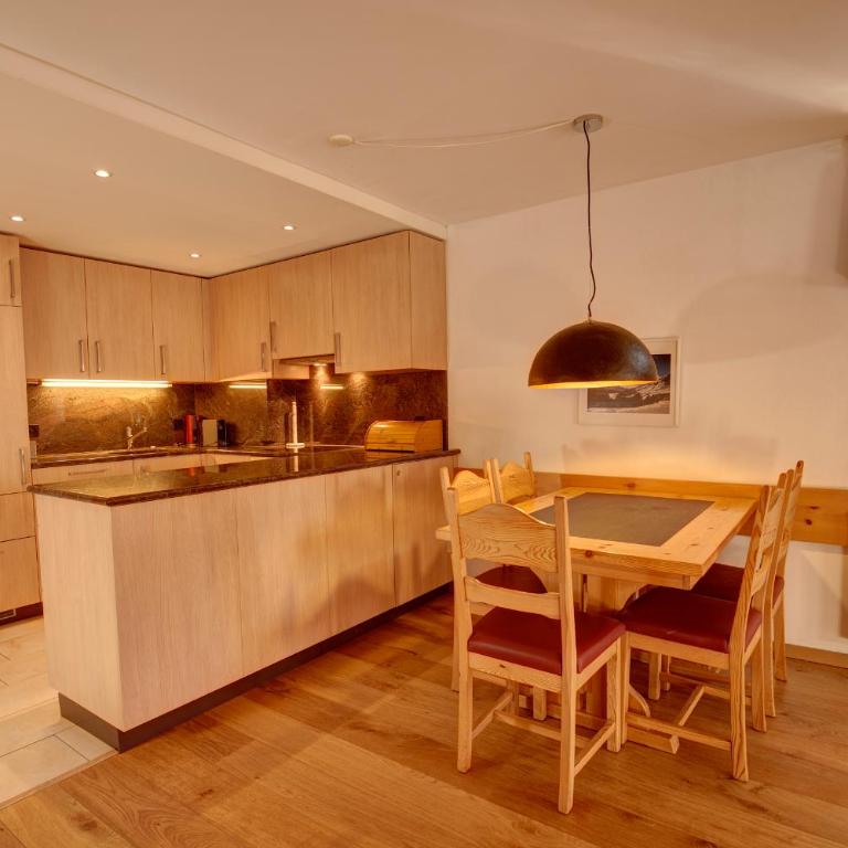 Chesa Munteratsch 2-Zimmerwohnung 408 Typ F - Apartment mit Seeblick - 6