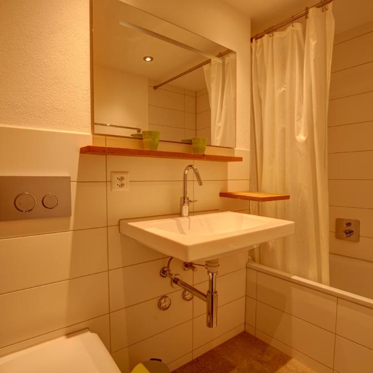 Chesa Munteratsch 2-Zimmerwohnung 408 Typ F - Apartment mit Seeblick - 18