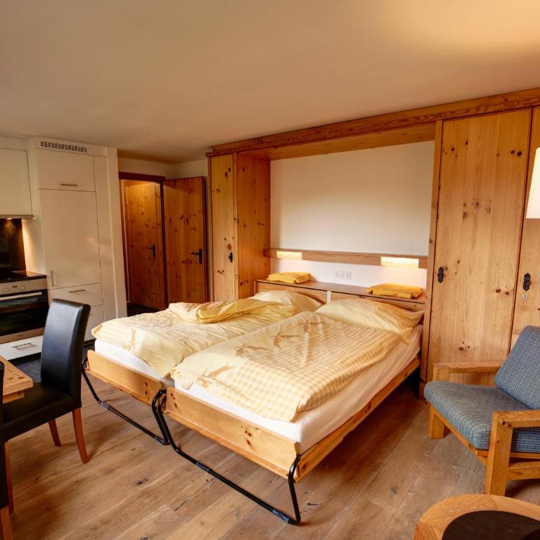 Chesa Munteratsch 1-Zimmerwohnung 411 Typ A - Apartment mit Seeblick - 1