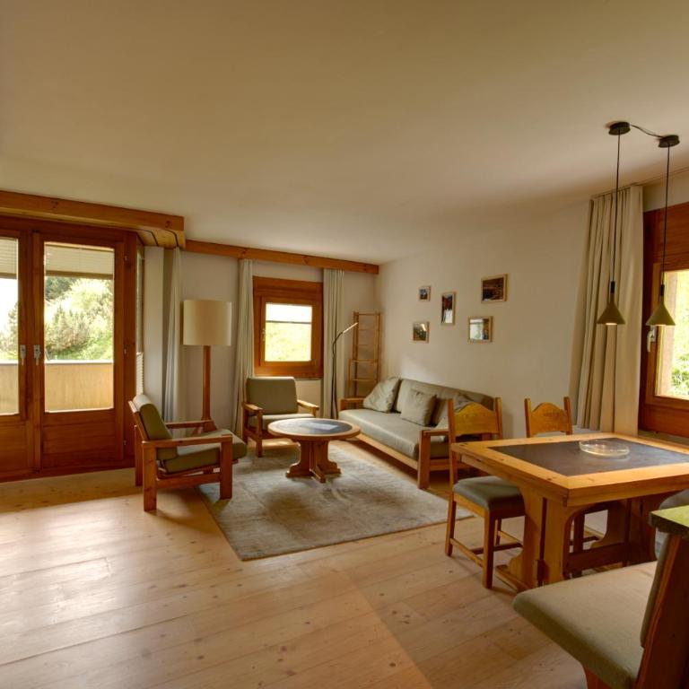 Chesa Munteratsch 2-Zimmerwohnung 410 Typ E - Apartment mit Blick auf die Berge - 1