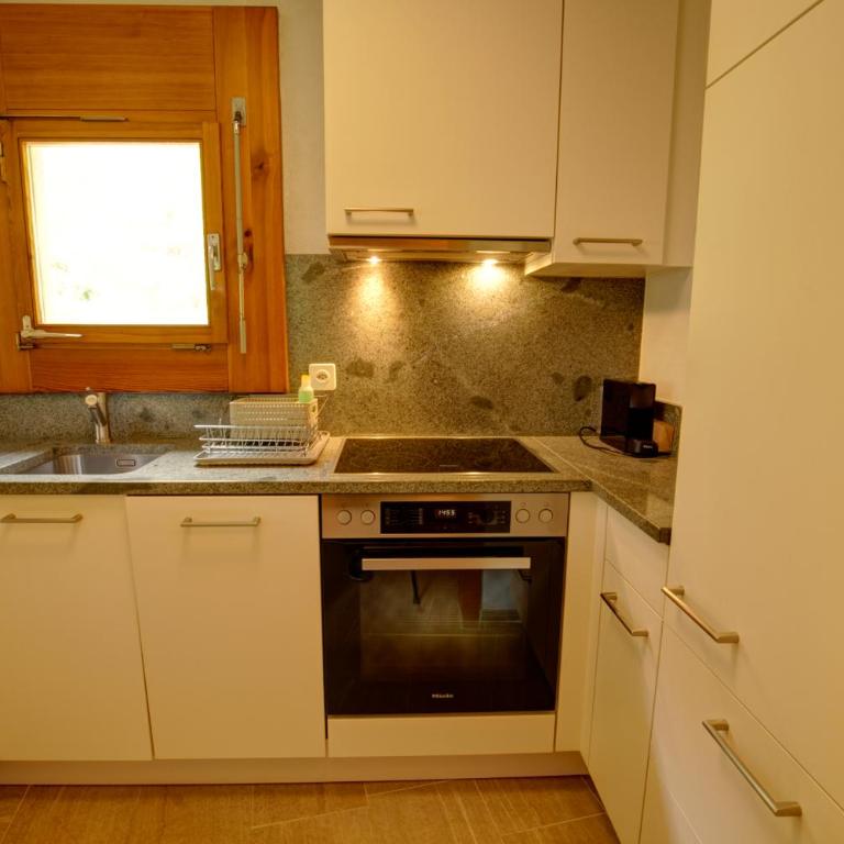 Chesa Munteratsch 2-Zimmerwohnung 410 Typ E - Apartment mit Blick auf die Berge - 8