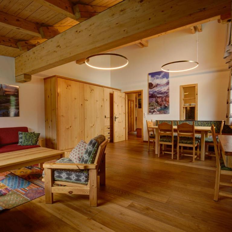 Chesa Munteratsch 2-Zimmerwohnung 301 Typ E - Apartment mit Seeblick - 2