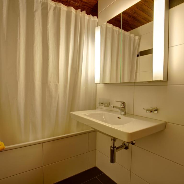 Chesa Munteratsch 2-Zimmerwohnung 302 Typ E - Apartment mit Seeblick - 14