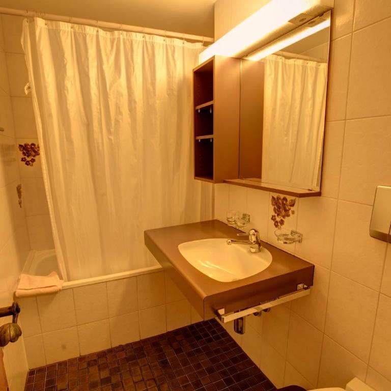 Chesa Munteratsch 1 1 2-Zimmerwohnung 509 Typ D - Apartment mit Blick auf die Berge - 15