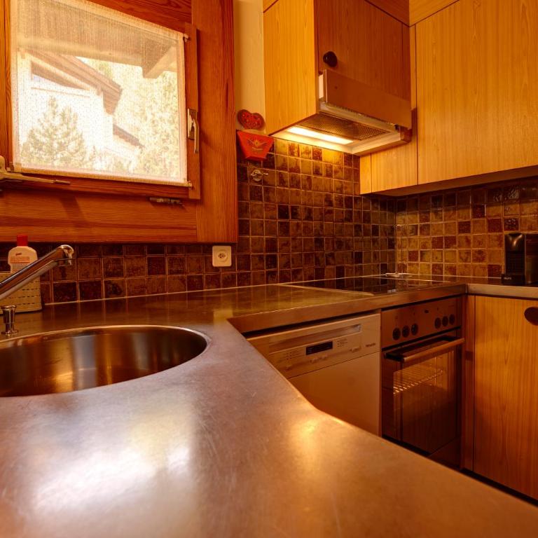 Chesa Munteratsch 2-Zimmerwohnung 610 Typ E - Apartment mit Blick auf die Berge - 16