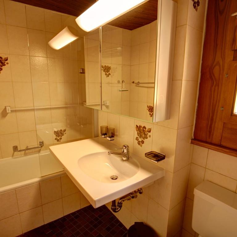 Chesa Munteratsch 2-Zimmerwohnung 610 Typ E - Apartment mit Blick auf die Berge - 18