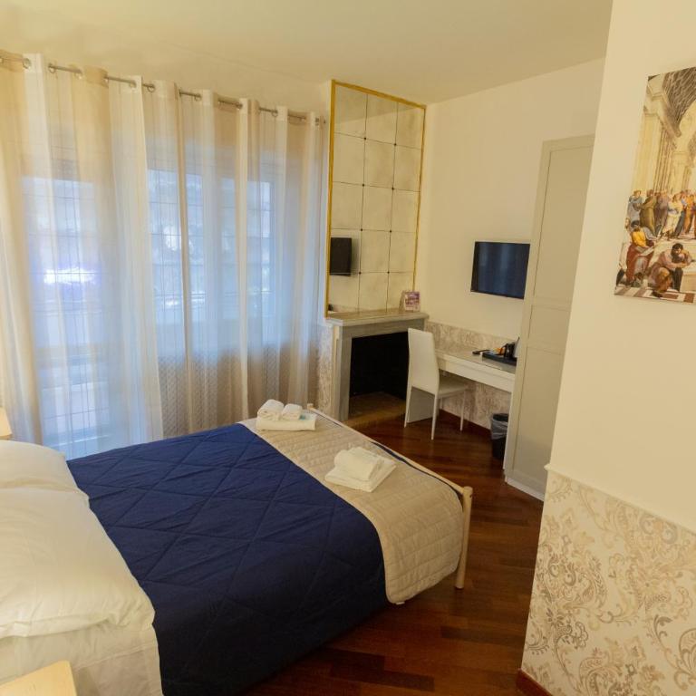 Aurelio Deluxe Rooms - Camera Matrimoniale Deluxe con Balcone - 5