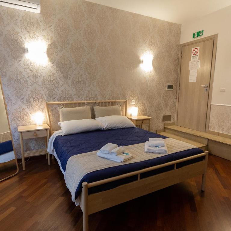 Aurelio Deluxe Rooms - Camera Matrimoniale Deluxe - 6