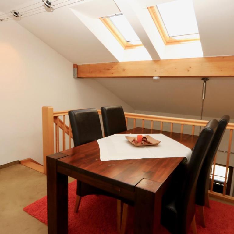 Central Pearl - Apartment mit Blick auf die Berge - 19
