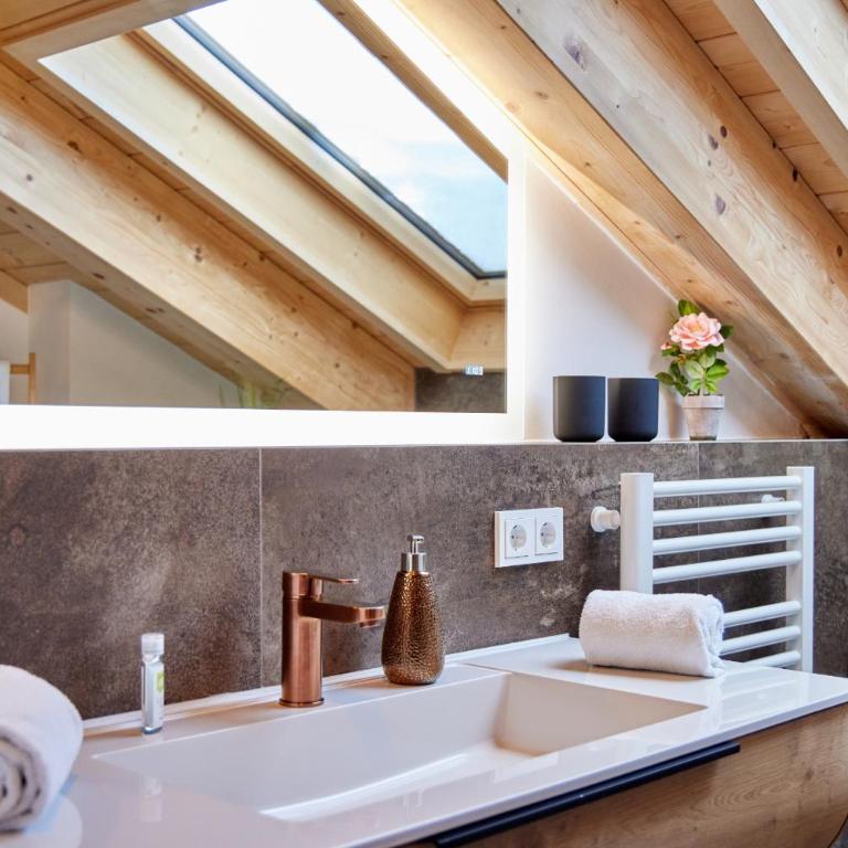 Chalet Wild - Apartment mit Blick auf die Berge - 18