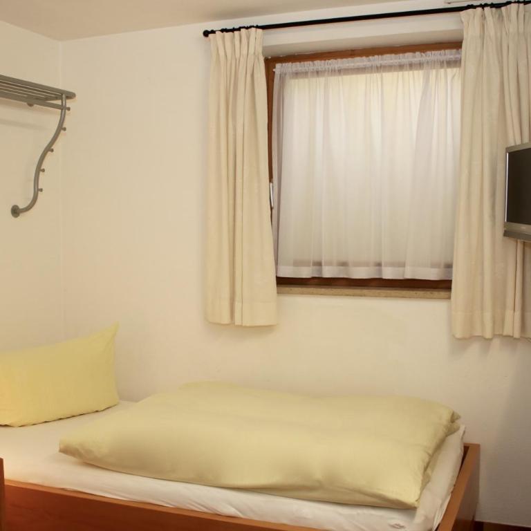 Ferienwohnung Zugspitze - Apartment mit Balkon - 23