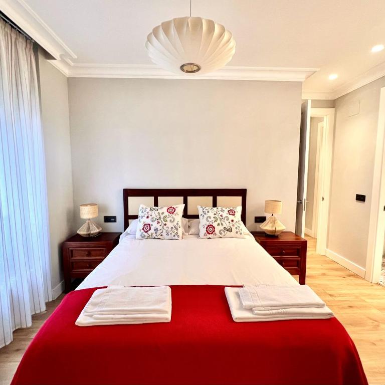Housing León Gran Vía Luxe - Apartamento de 3 dormitorios - 1