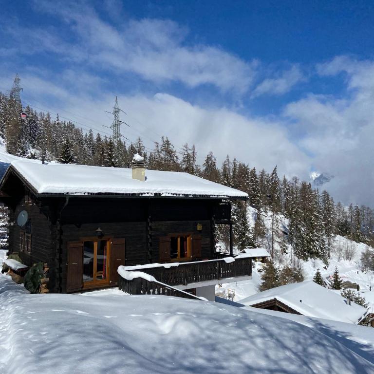 LA TZOUMAZ - VERBIER 4 Vallées - Grand Chalet 5 chambres, Ski IN/OUT, Sauna - Chalet - 6