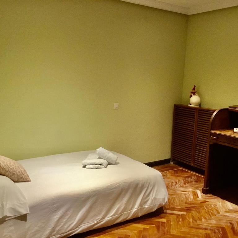 Apartamentos Azafranal-PARKING GRATIS- - Apartamento Deluxe - 25
