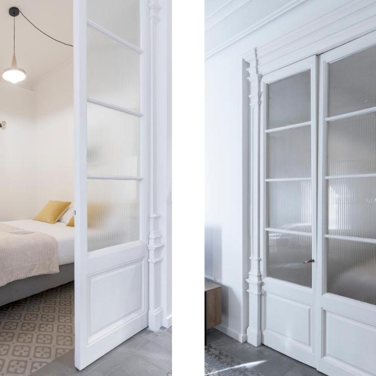 AB Centric Universitat - Three-Bedroom Apartment - 39