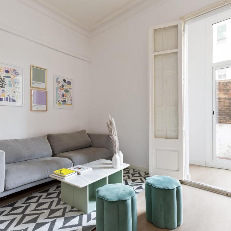 Sagrada Familia II by Enjoy Apartments - Three-Bedroom Apartment - 11