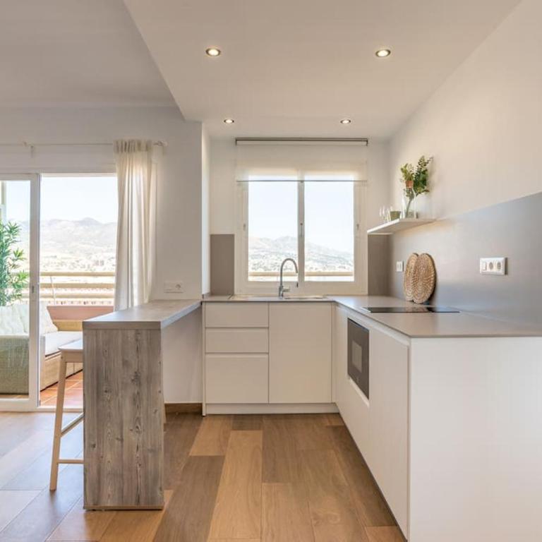Fuengirola The Boat - Apartamento de 1 dormitorio - 13