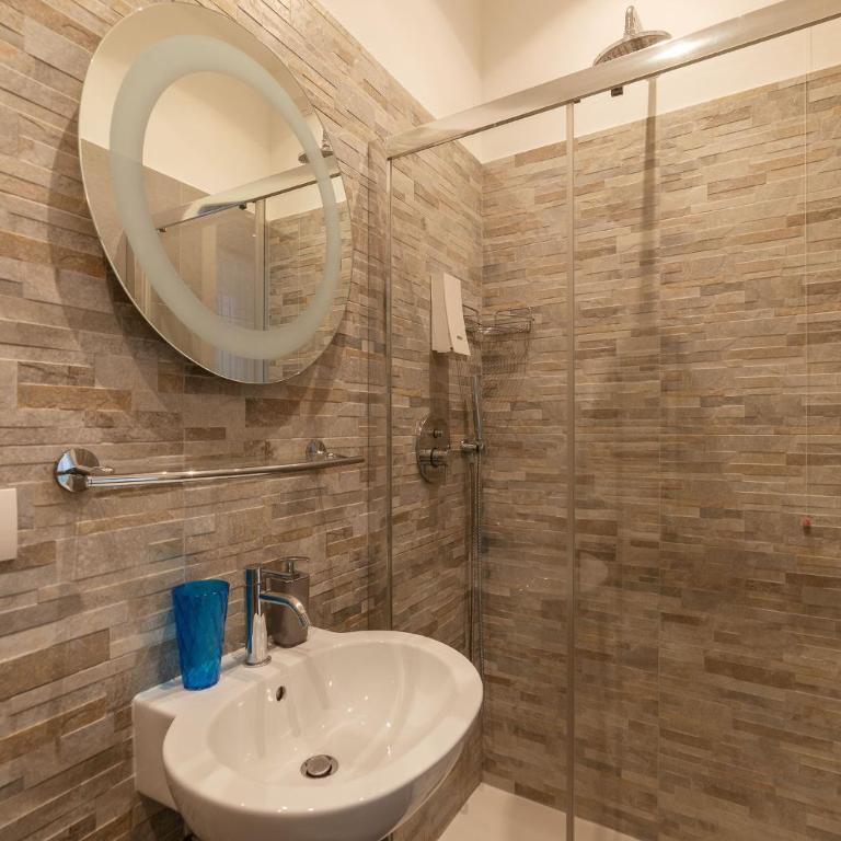 Frattina 2 - FromHometoRome - Appartamento - 12