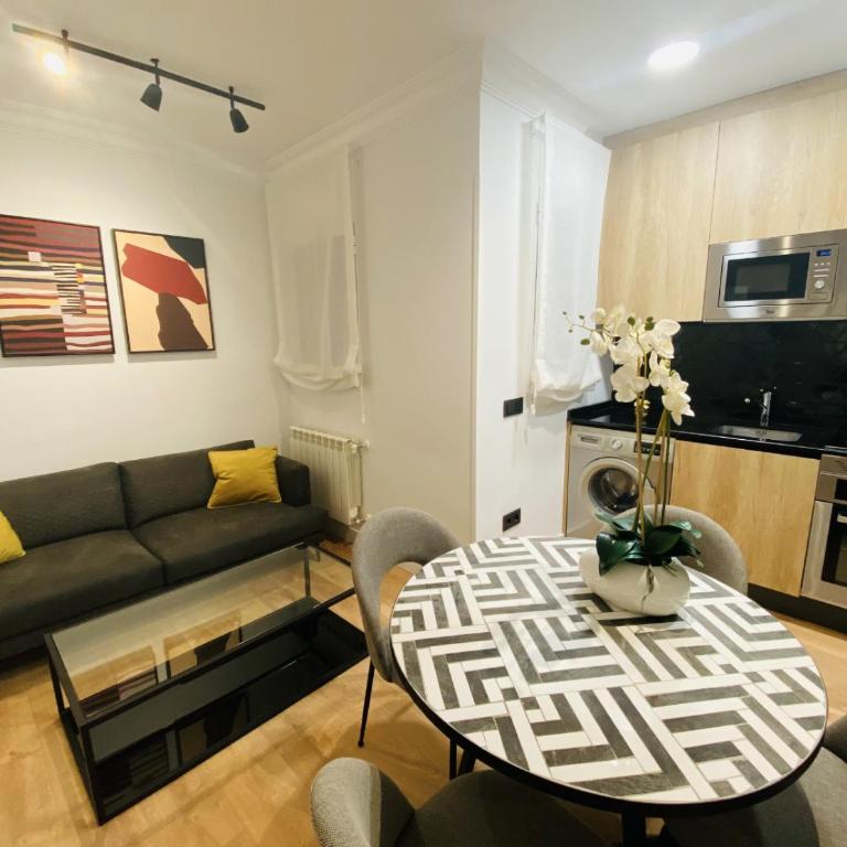 Apartamentos Madrid Río - Studio - 11