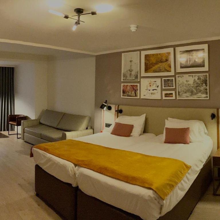 Hotel Indigo Madrid - Princesa by IHG - Superior King Room with Sofa Bed - 3
