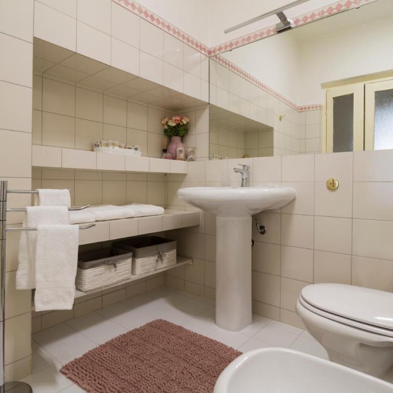 Appartamento Luce Torino Centro - 3 camere - Appartamento con 3 Camere da Letto - 10