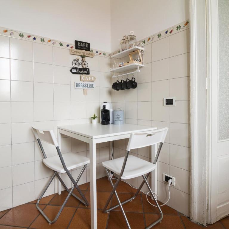 Appartamento Luce Torino Centro - 3 camere - Appartamento con 3 Camere da Letto - 25