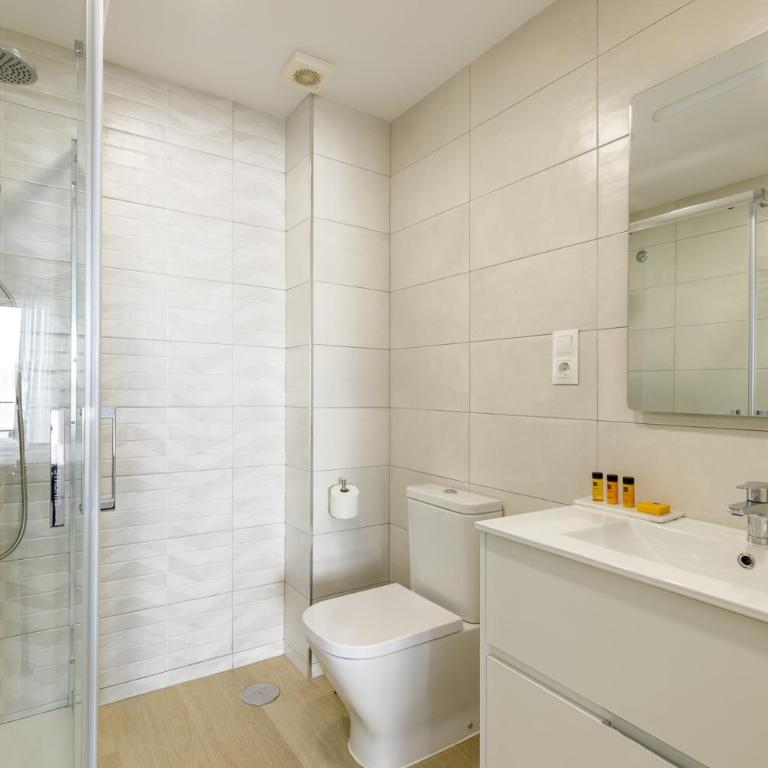 Spacious & Quiet apartment by HelloMalaga - AZAHAR - Apartamento de 2 dormitorios - 13