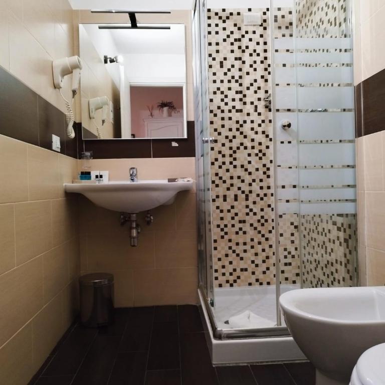 AD Cavour Luxury Rooms - by AD Roma - Dreibettzimmer - 2