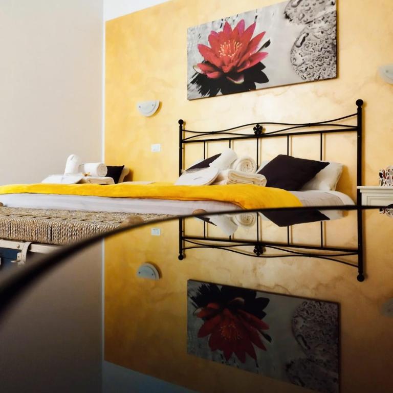 AD Cavour Luxury Rooms - by AD Roma - Comfort Dreibettzimmer mit Dusche - 1