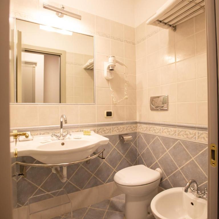 Duelle Vatican Suite - Doppelzimmer mit Balkon - 11