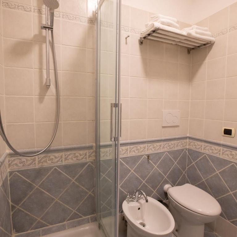 Duelle Vatican Suite - Dreibettzimmer - 11