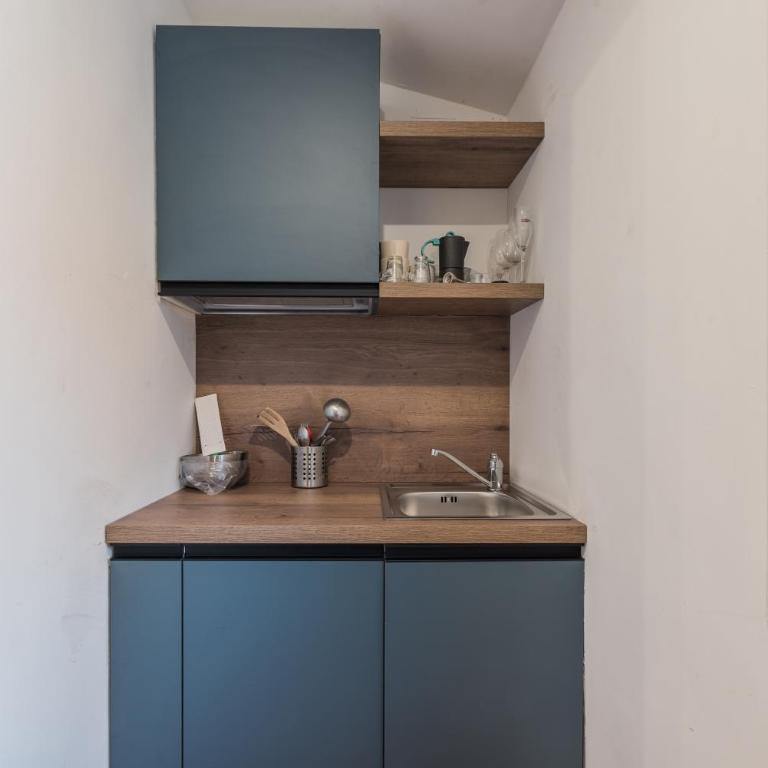 JOIVY Trevi Fountain's relais - One-Bedroom Apartment - 12