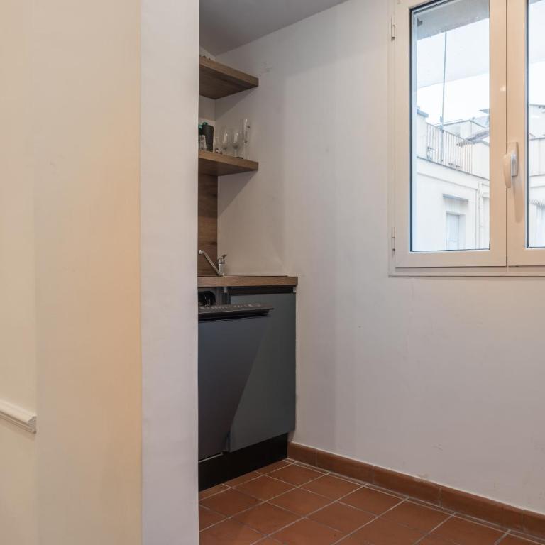 JOIVY Trevi Fountain's relais - One-Bedroom Apartment - 11