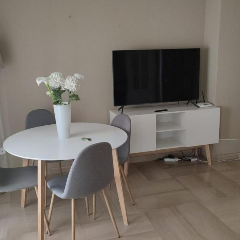 Saavedra Free Parking Cordoba Center - Apartamento de 2 dormitorios - 12