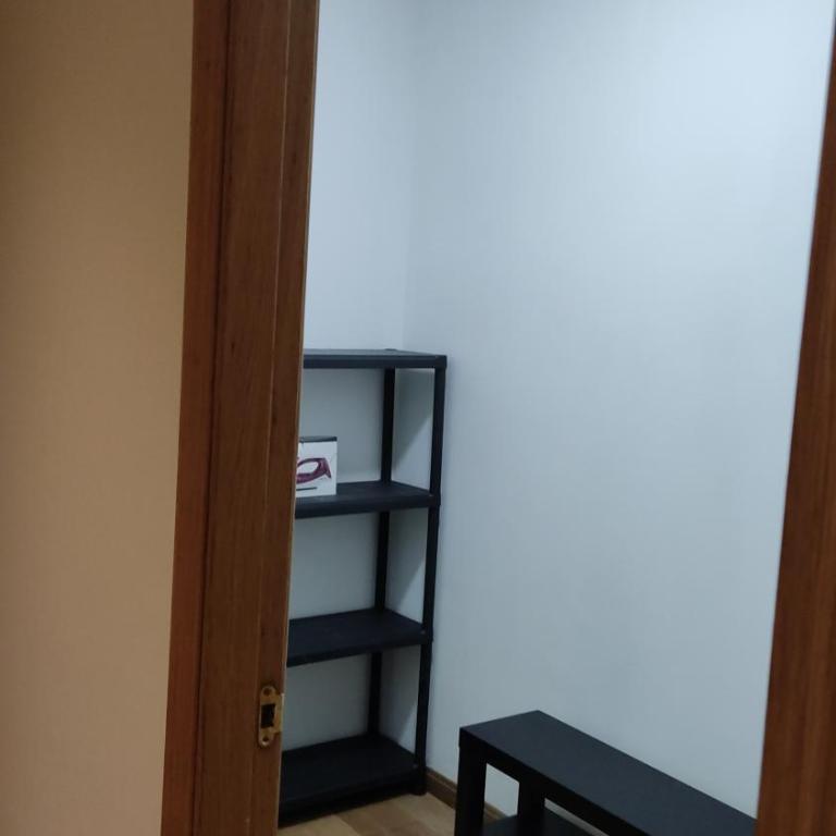 Apartamento céntrico con wifi y parking de coche tamaño medio - Apartamento de 2 dormitorios - 49