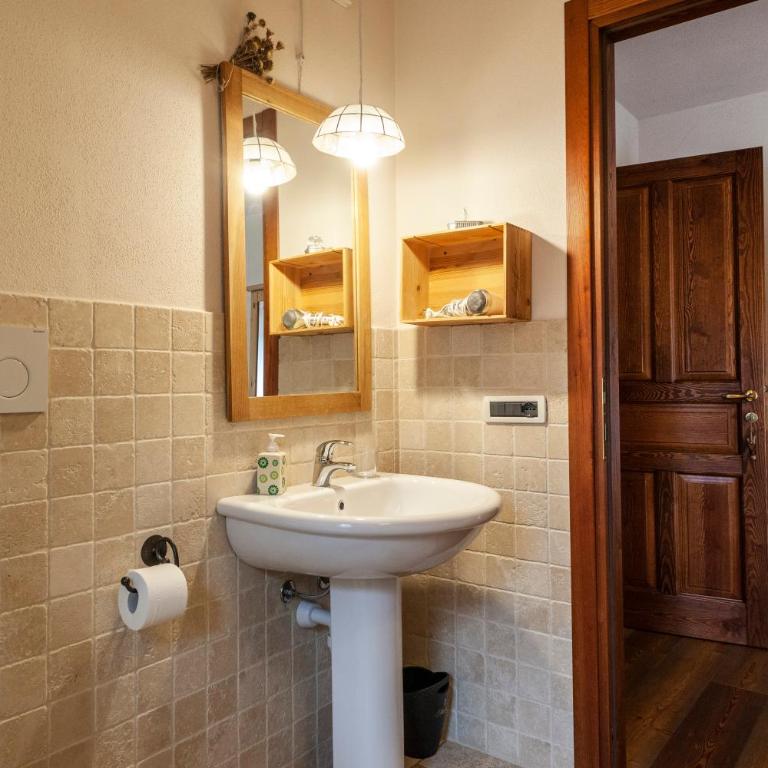 Maison Le Champ B&B Questa casa non è un albergo - Camera Matrimoniale/Doppia con Letti Singoli - 10