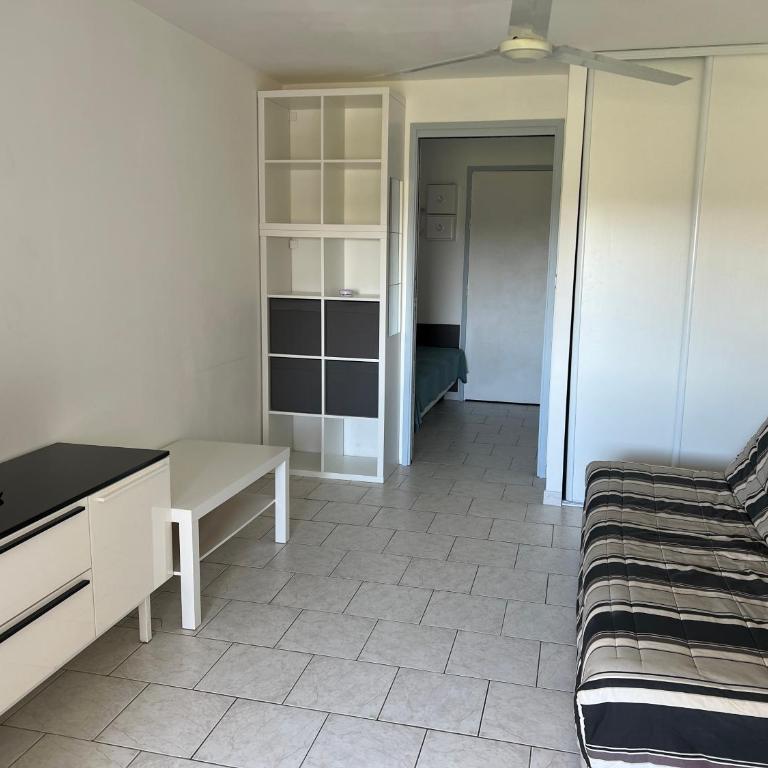 Joli studio très clair à proximité mer pour 3 personnes - Studio - 3