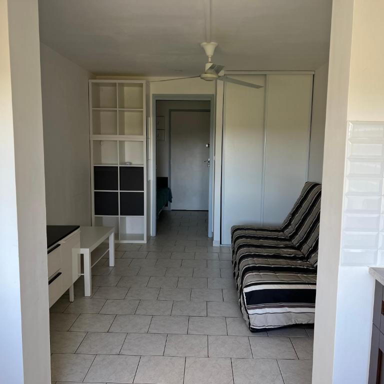 Joli studio très clair à proximité mer pour 3 personnes - Studio - 13