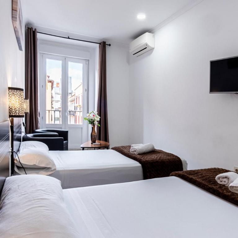 Hostal Rincón de Sol - Centro Madrid - Self Checkin - Twin Room with City View - 3