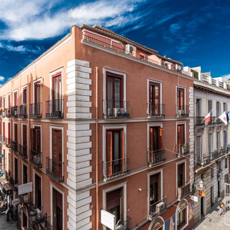 Hostal Rincón de Sol - Centro Madrid - Self Checkin - Twin Room with City View - 6