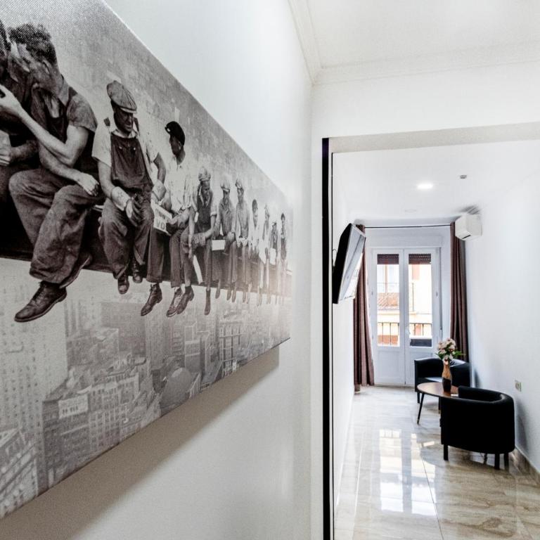 Hostal Rincón de Sol - Centro Madrid - Self Checkin - Superior Twin Room with City View - 6