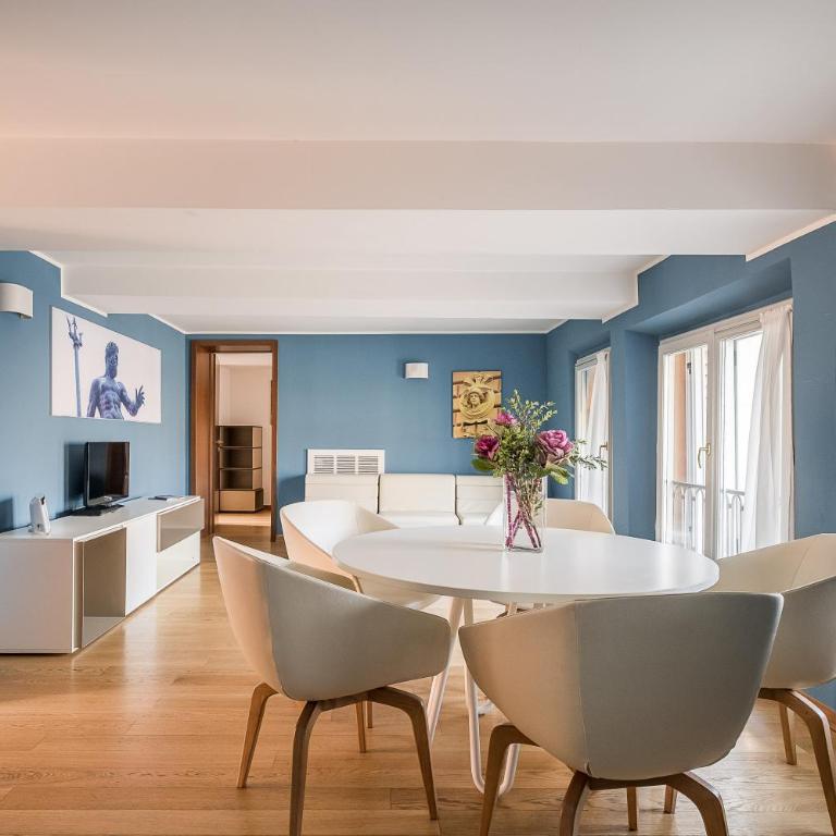 Urbanicooh Asinelli - Balcony on Piazza Maggiore - Two-Bedroom Apartment - 10
