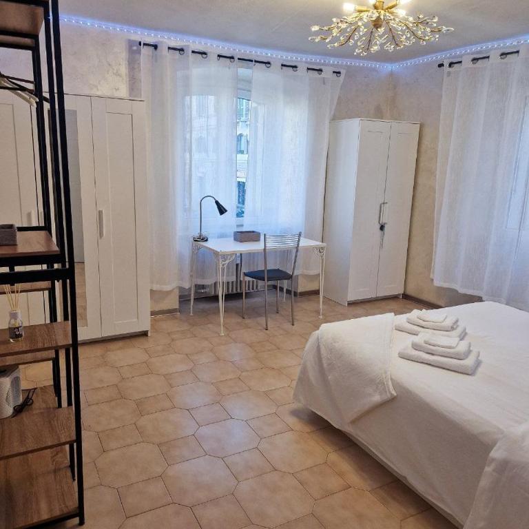 Gran Madre view Apartment -Torino - Three-Bedroom Apartment - 8