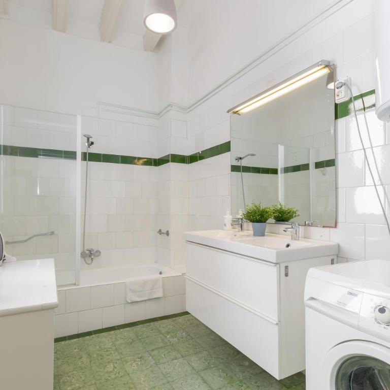 Vistamar 1: Primera línea de mar con encanto - Apartamento de 2 dormitorios - 22