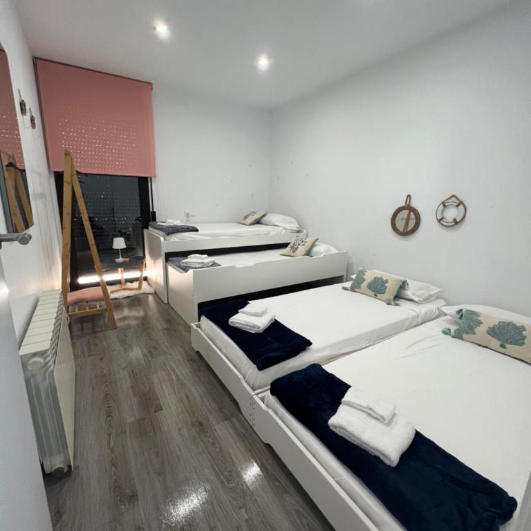 Luxury House del Delta - Four-Bedroom Vacation Home - 17